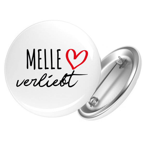 Button Melle verliebt