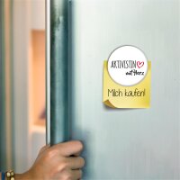 Magnet Aktivistin mit Herz 59mm Kühlschrankmagnet...