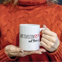 Kaffeetasse Aktivistin mit Herz Weiß 330ml