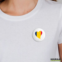 Button Tschad Flagge Herz Anstecker
