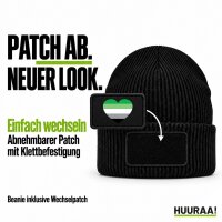 Beanie mit Patch Aromantische Pride Flagge LGBTQ Herz Black