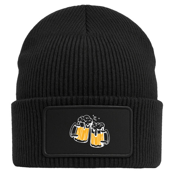 Beanie mit Patch Bierkrüge anstoßen Schützenfest Black